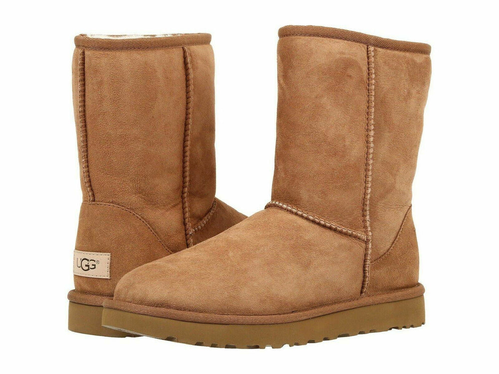UGG Women's Classic Short II