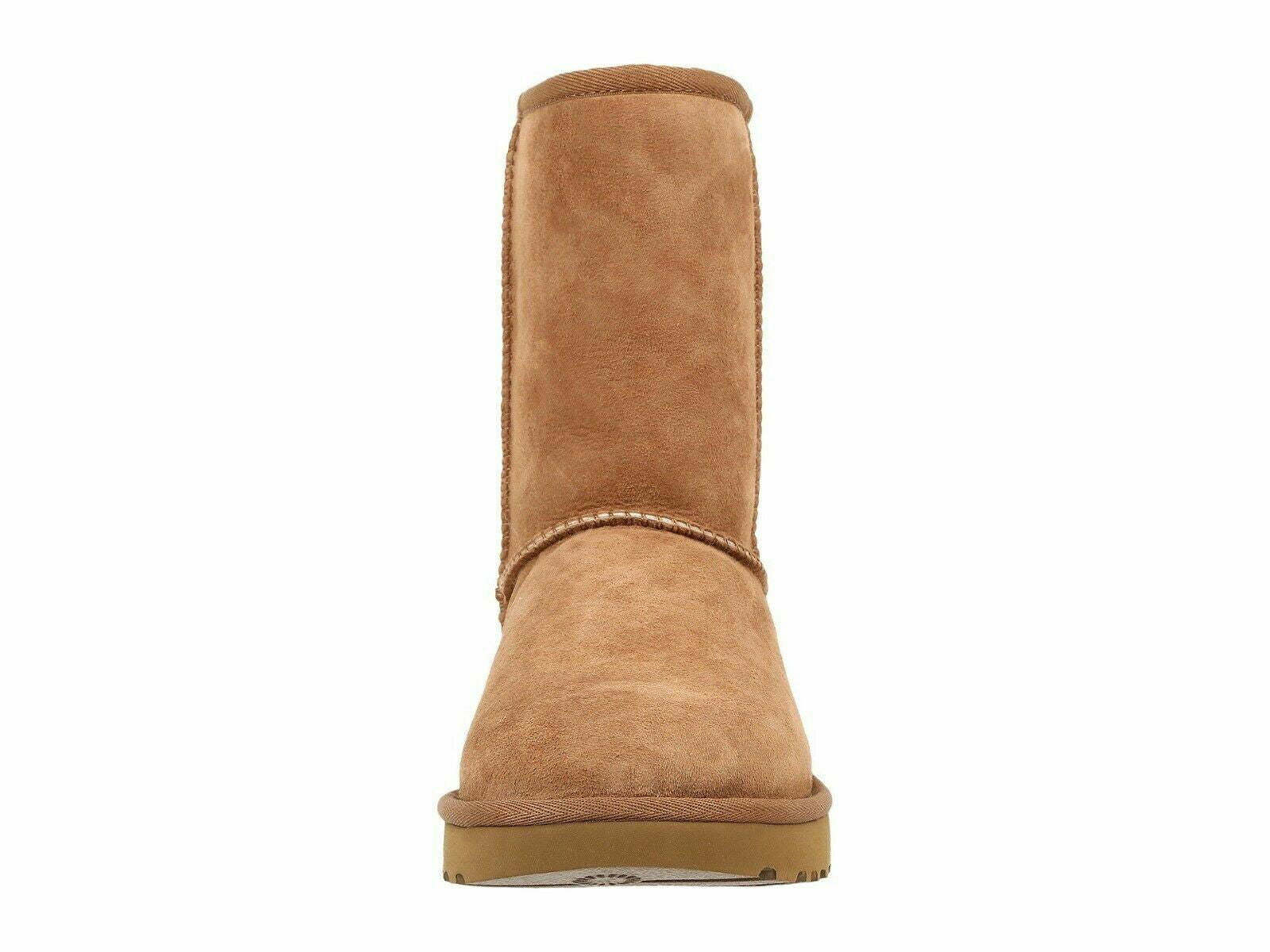 UGG Women's Classic Short II - AikCulture