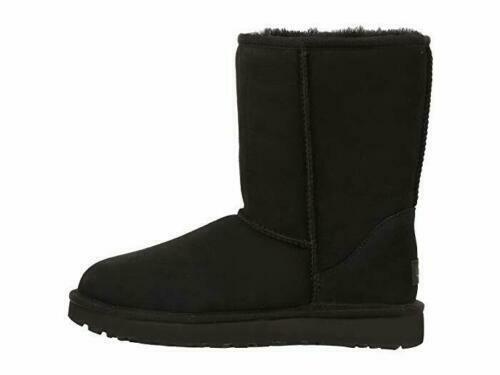 Ugg Women's Classic Short II AikCulture